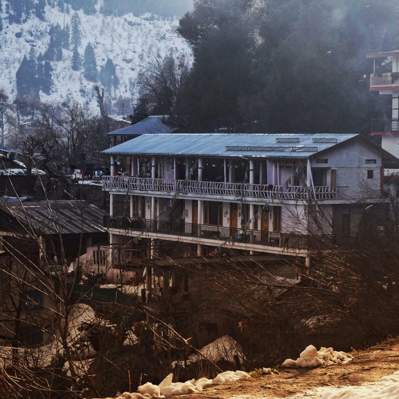 Bros Hostel Manali Экстерьер фото