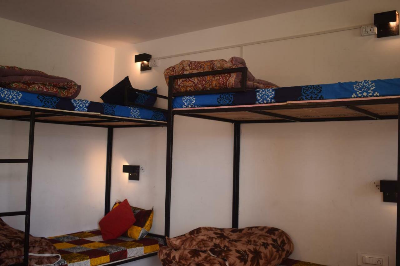 Bros Hostel Manali Экстерьер фото