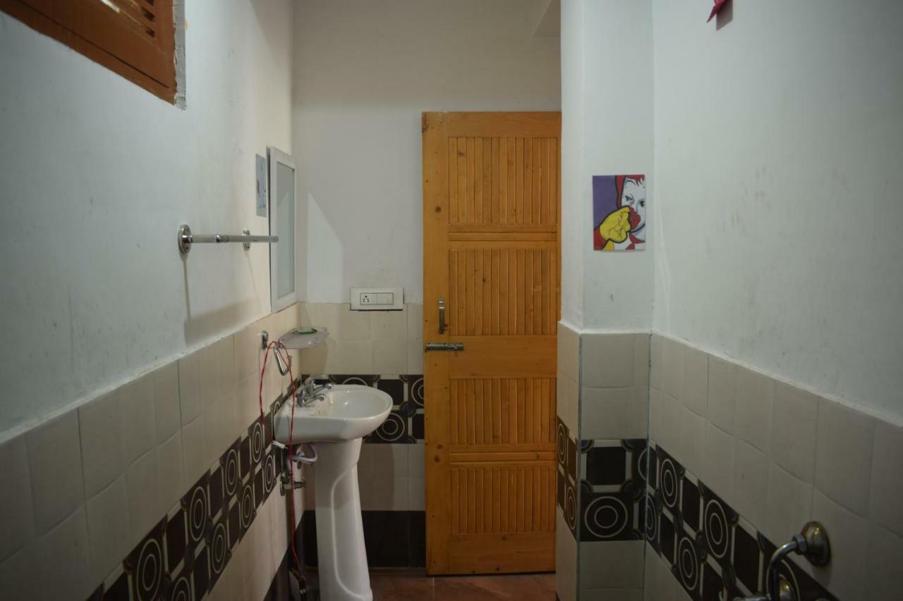 Bros Hostel Manali Экстерьер фото